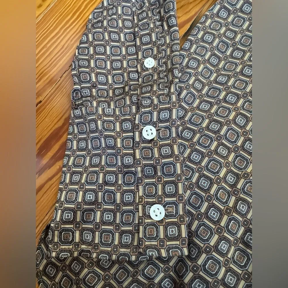 Banana Republic Silk Blouse - Picture 3 of 6